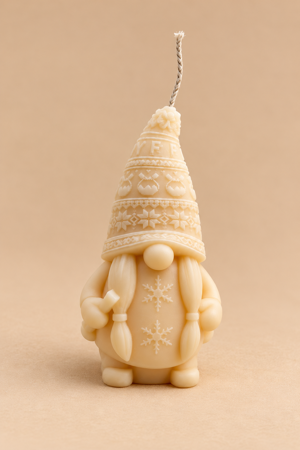 Bougie Nain Ski – Gnome de Noël au bonnet tricot, cire végétale